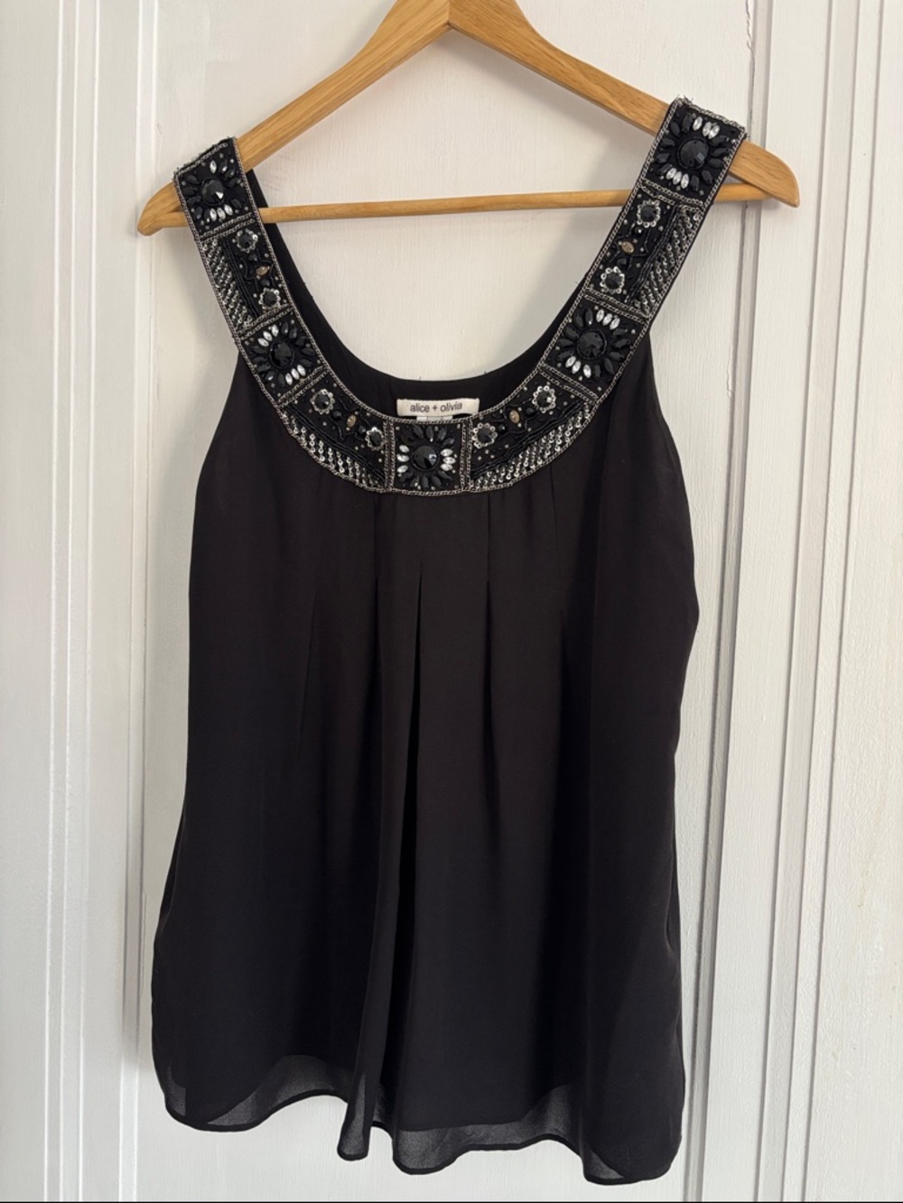 Alice + Olivia Black Beaded Scoop Neck Sleeveless Blouse